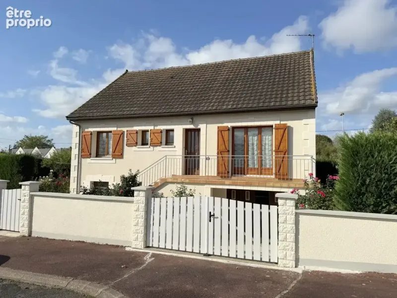 Photo Maison à Descartes au prix de 48 500€