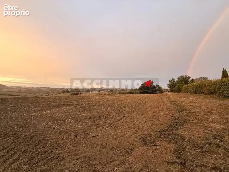 Photo Terrain à Lavaur au prix de 66 000€