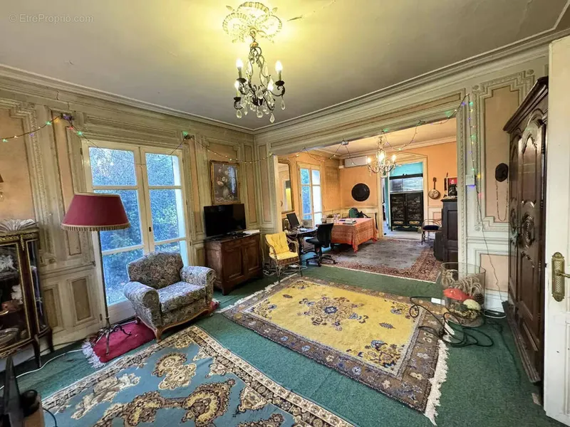 Photo Maison à Enghien-Les-Bains au prix de 580 000€
