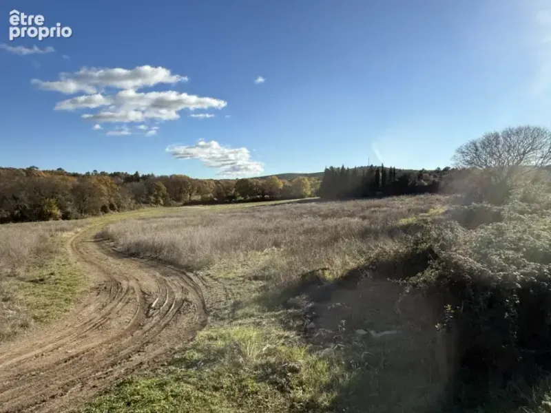 Photo Terrain à Montagnac au prix de 93 900€