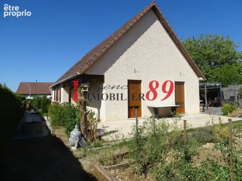 Photo Maison à Sainte-Colombe-Sur-Seine au prix de 181 000€