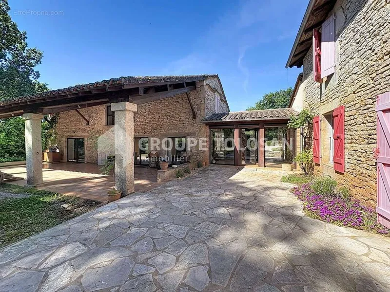 Photo Maison à Montricoux au prix de 443 000€