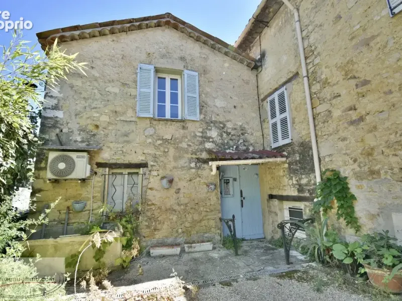 Photo Maison à Le Rouret au prix de 235 000€
