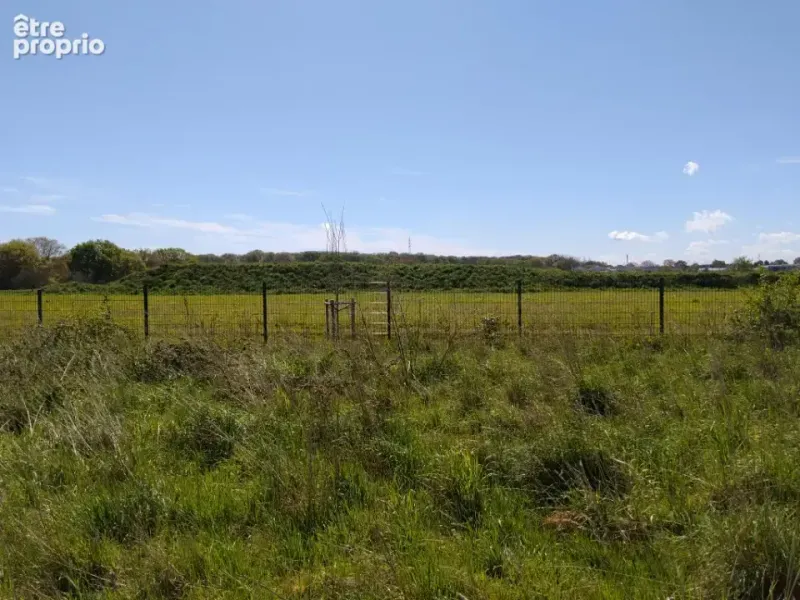 Photo Terrain à Saint-Aubin-Celloville au prix de 120 000€