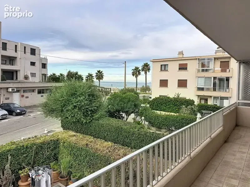 Photo Appartement à Six-Fours-Les-Plages au prix de 443 500€