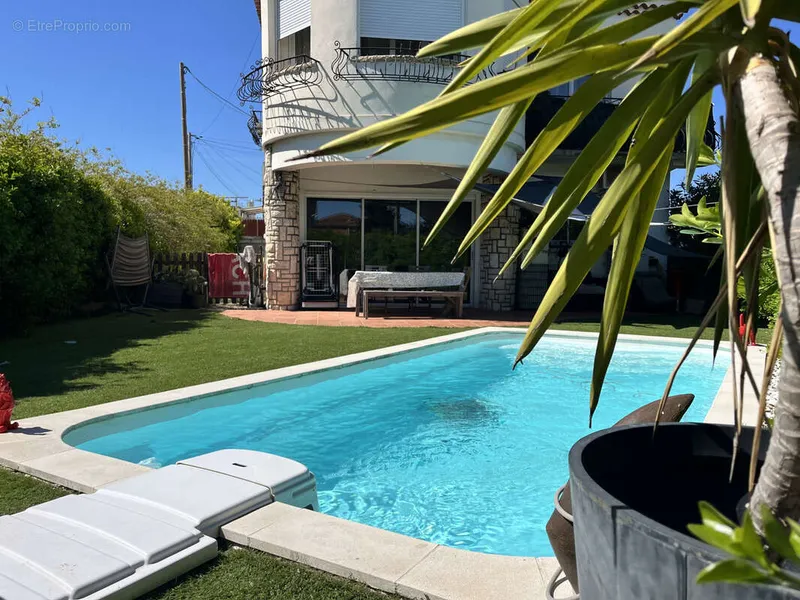 Photo Maison à Chateauneuf-Les-Martigues au prix de 249 999€
