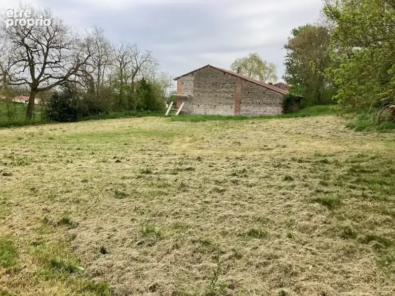 Photo Terrain à Merville au prix de 165 000€