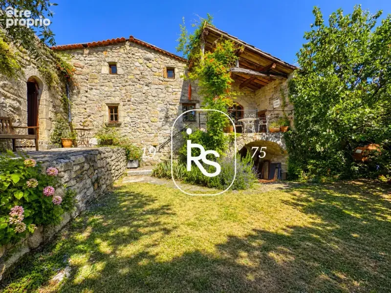 Photo Maison à Rocles au prix de 650 000€