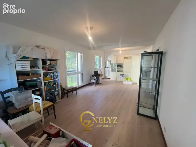 Photo Appartement à Marseille-10e au prix de 204 000€
