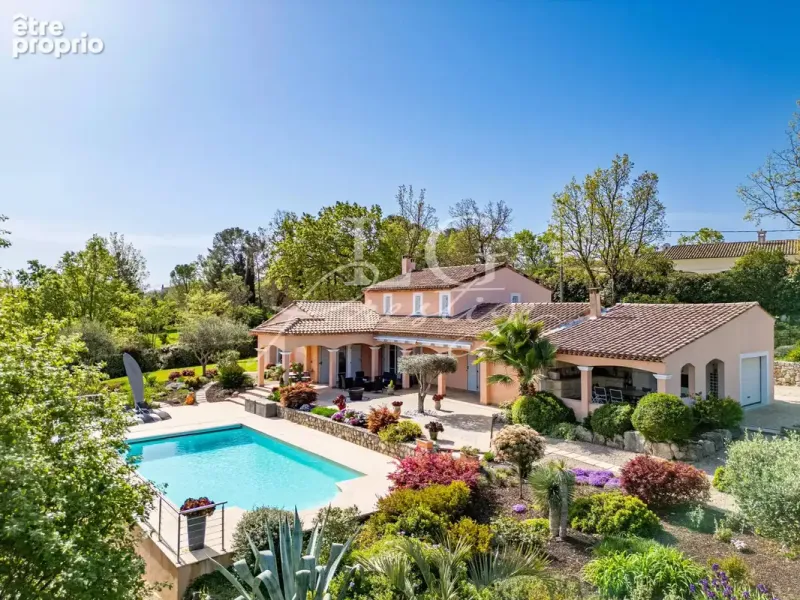 Photo Maison à Fayence au prix de 997 000€