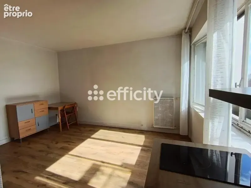 Photo Appartement à Ivry-Sur-Seine au prix de 187 000€