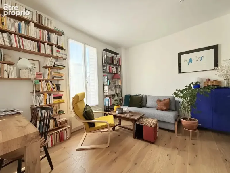 Photo Appartement à Les Lilas au prix de 215 000€