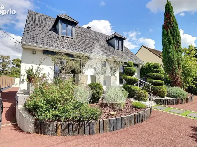 Photo Maison à Eragny au prix de 475 000€
