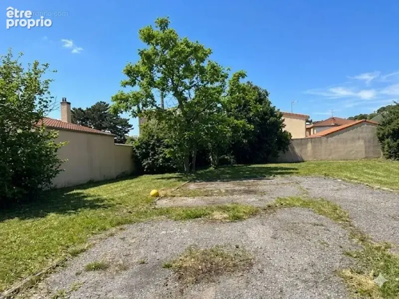 Photo Terrain à Gretz-Armainvilliers au prix de 149 000€