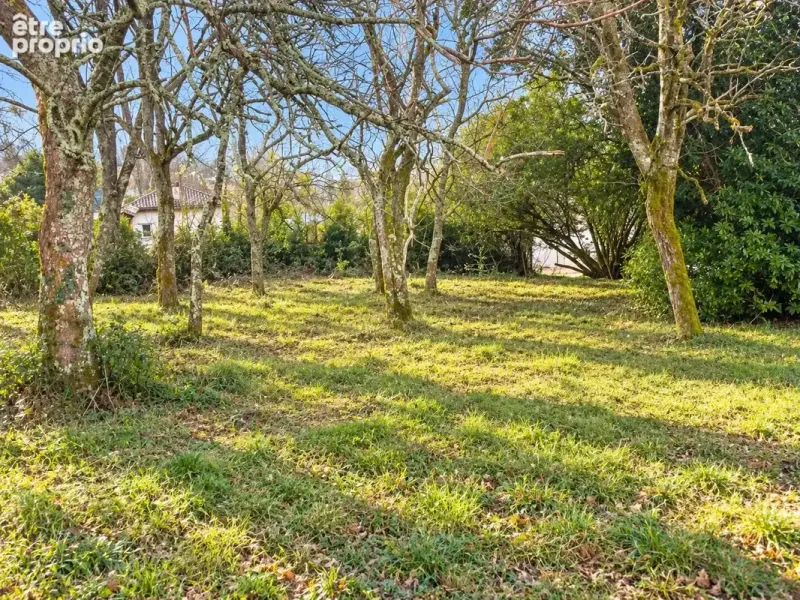 Photo Terrain à Creon au prix de 108 000€
