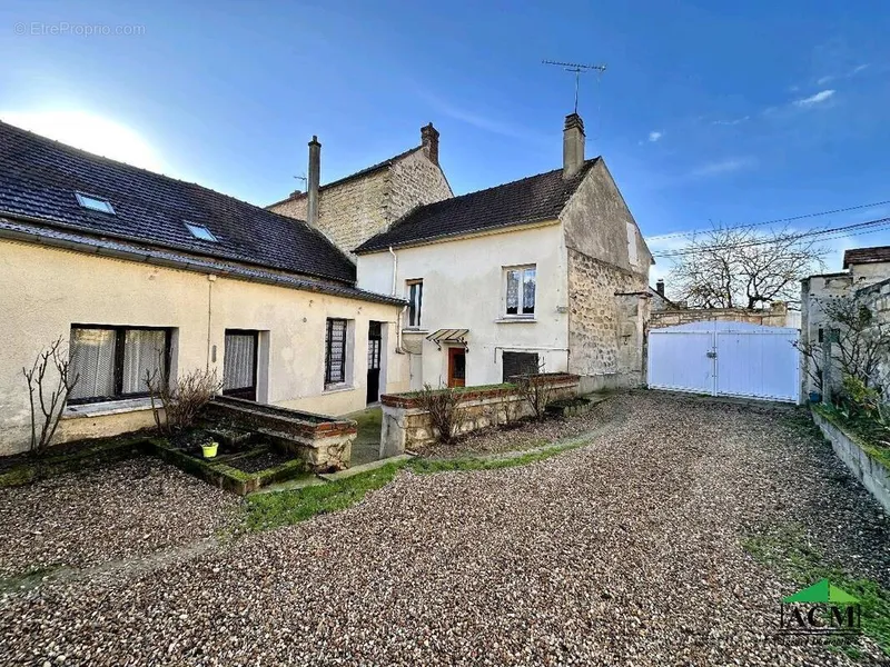 Photo Maison à Auvers-Sur-Oise au prix de 225 000€