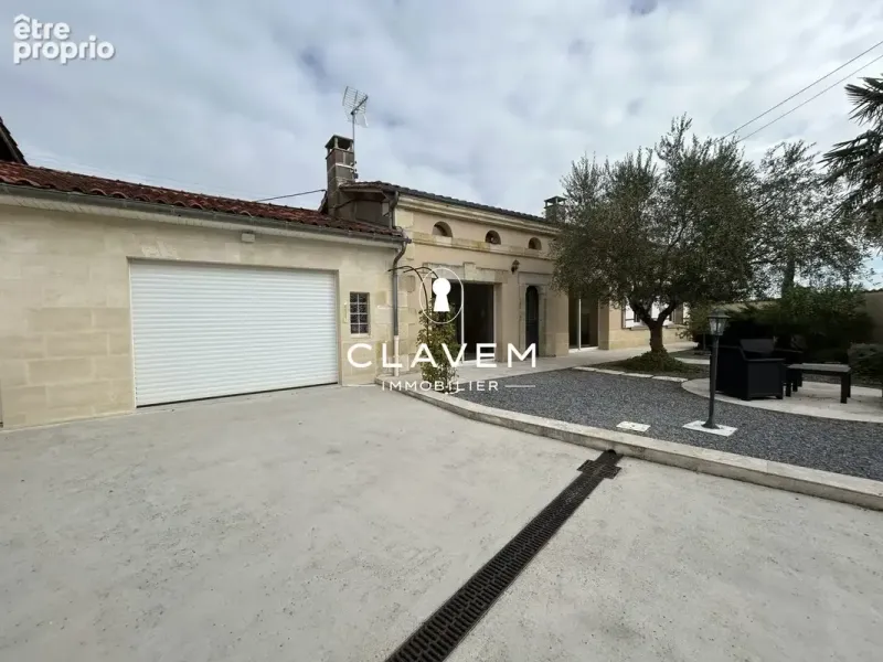 Photo Maison à Peujard au prix de 353 000€
