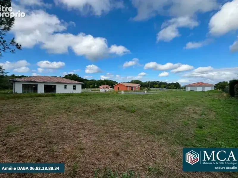 Photo Terrain à Tosse au prix de 214 000€