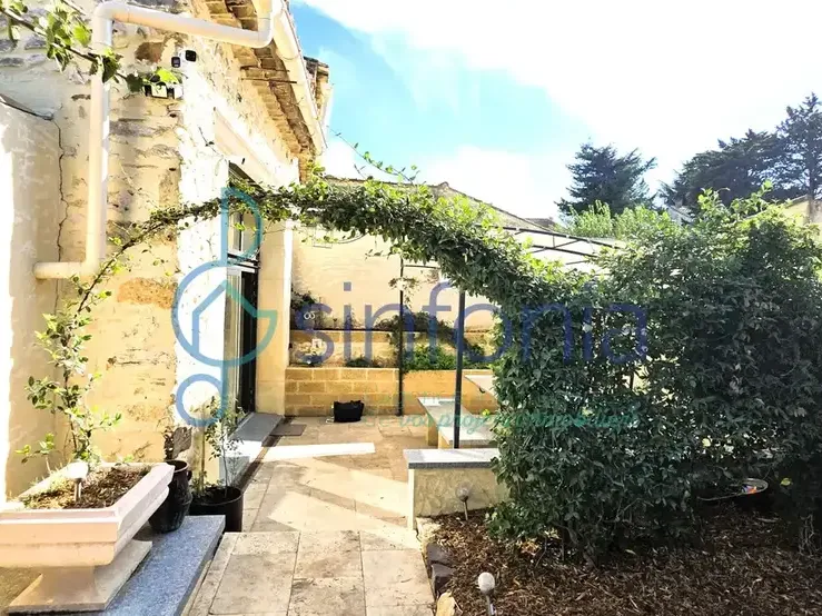 Photo Maison à Pouzilhac au prix de 365 000€