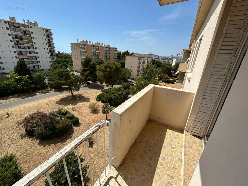 Photo Appartement à Marseille-10e au prix de 144 000€