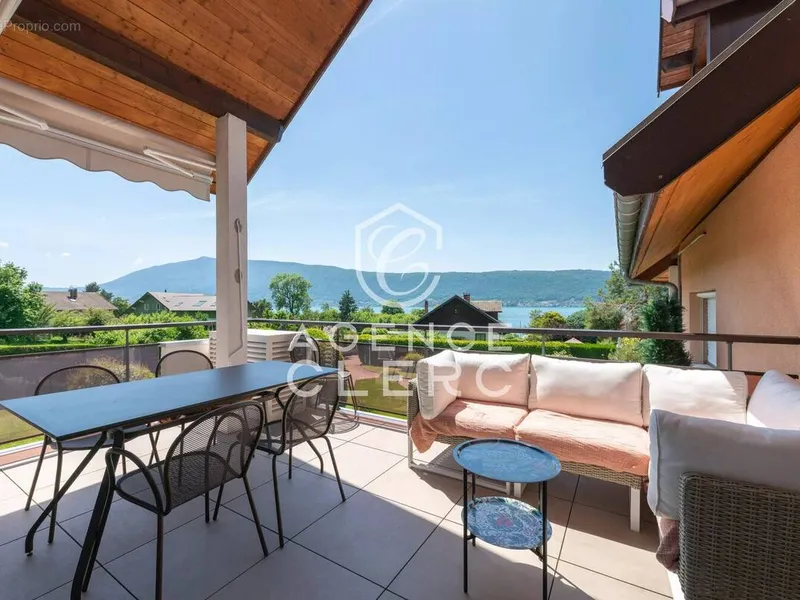 Photo Appartement à Veyrier-Du-Lac au prix de 890 000€