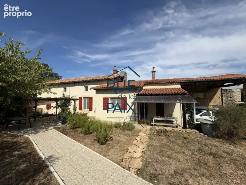 Photo Maison à Saivres au prix de 210 000€