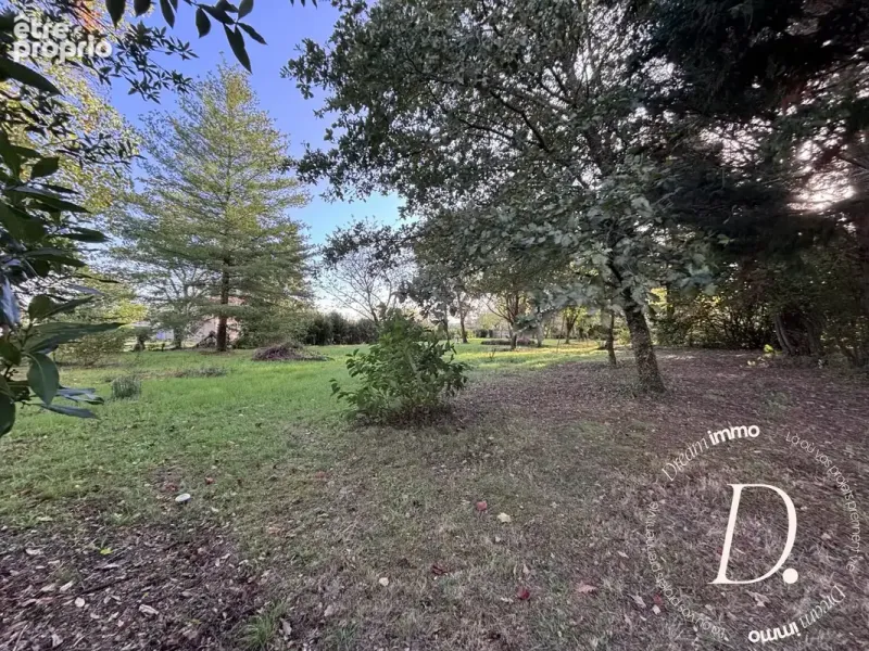 Photo Terrain à Taller au prix de 198 000€