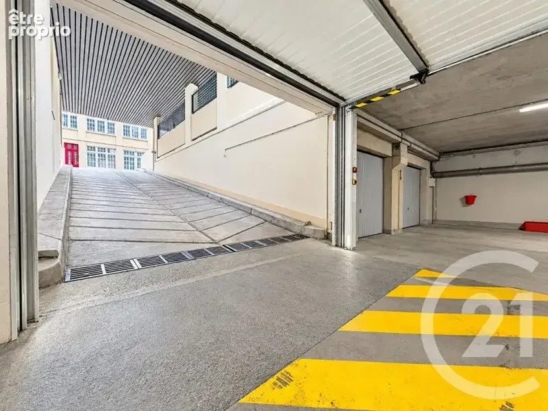Photo Parking à Limoges au prix de 17 800€