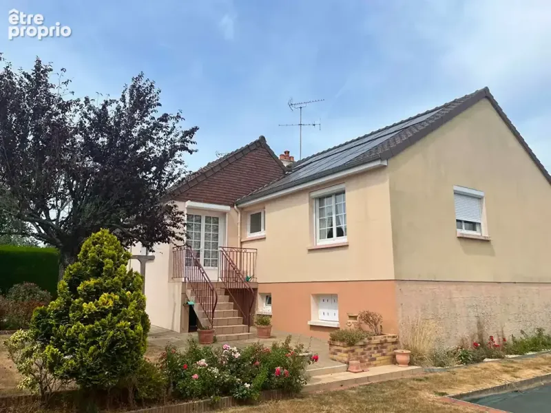 Photo Maison à Ernee au prix de 157 000€