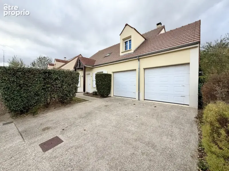 Photo Maison à Ozouer-Le-Voulgis au prix de 440 000€