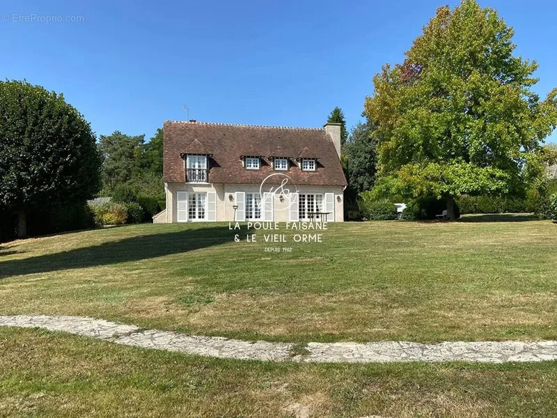Photo Maison à Gambais au prix de 699 000€