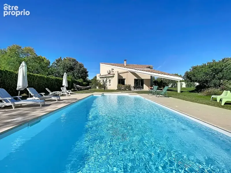 Photo Maison à La Roque-Sur-Pernes au prix de 1 280 000€