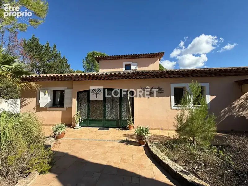 Photo Maison à Brignoles au prix de 499 800€