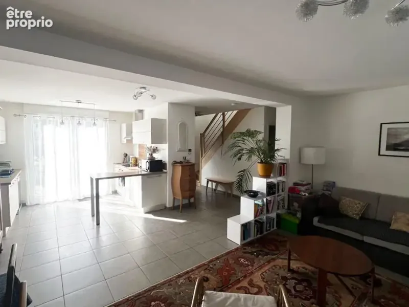 Photo Maison à Beaucouze au prix de 358 700€
