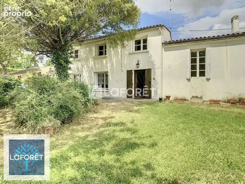 Photo Maison à Blaye au prix de 110 000€
