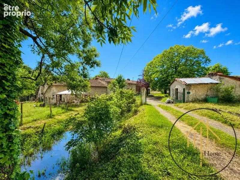 Photo Maison à Aubeville au prix de 150 000€