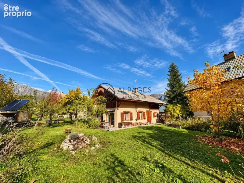 Photo Maison à Puy-Saint-Vincent au prix de 499 000€