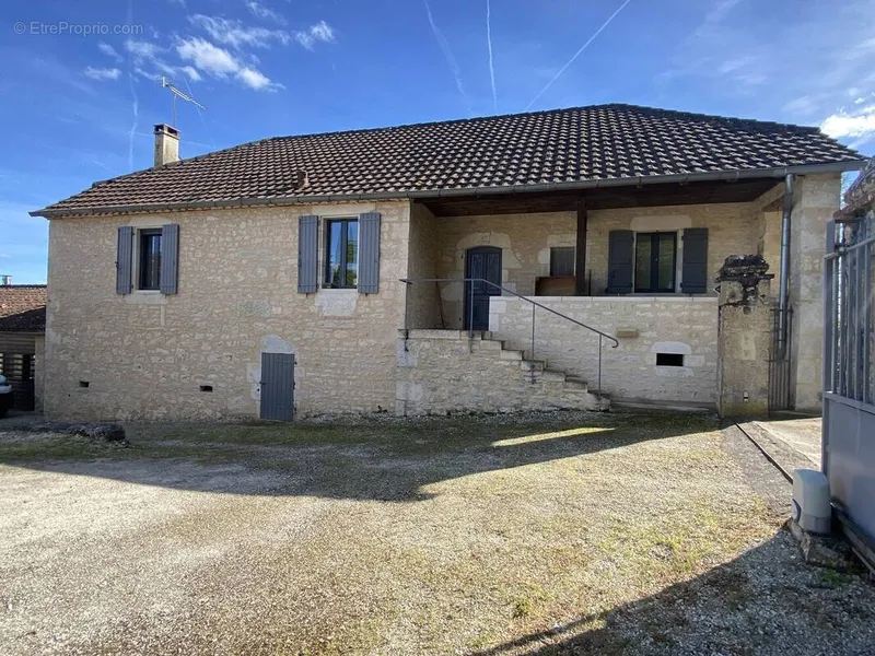 Photo Maison à Serignac au prix de 407 000€