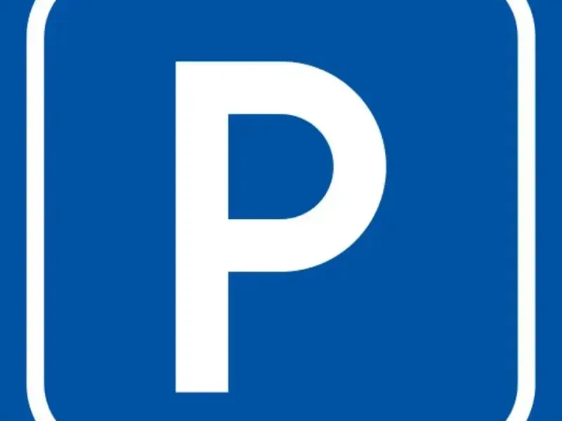 Photo Parking à Reims au prix de 13 000€