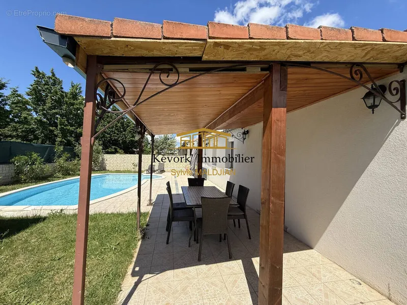 Photo Maison à Valence au prix de 336 000€