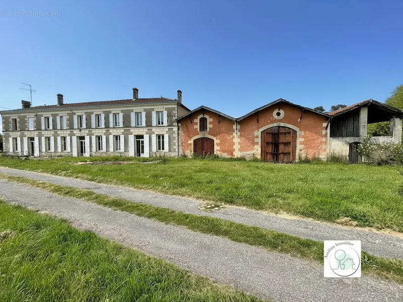 Photo Maison à Blaye au prix de 165 000€