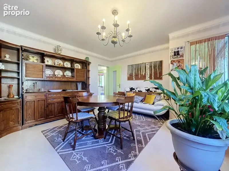 Photo Appartement à Annecy au prix de 308 000€