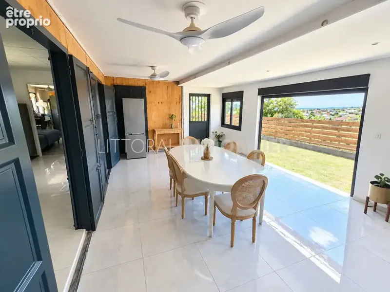 Photo Maison à Saint-Denis au prix de 357 000€