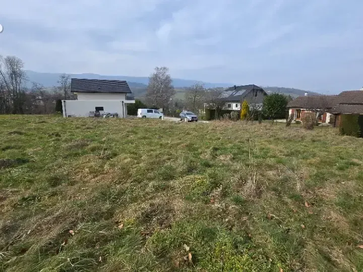 Photo Terrain à Rumilly au prix de 195 000€