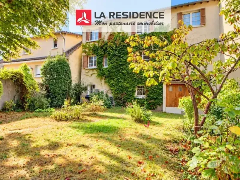 Photo Maison à Les Clayes-Sous-Bois au prix de 449 000€