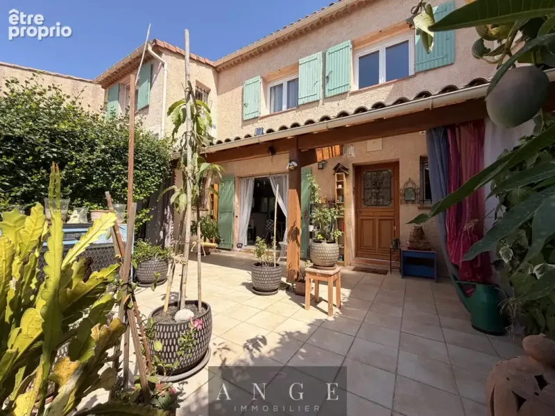 Photo Maison à La Crau au prix de 429 000€