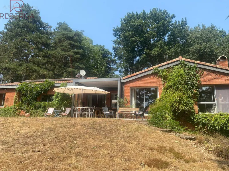 Photo Maison à Pont-De-Larn au prix de 549 000€