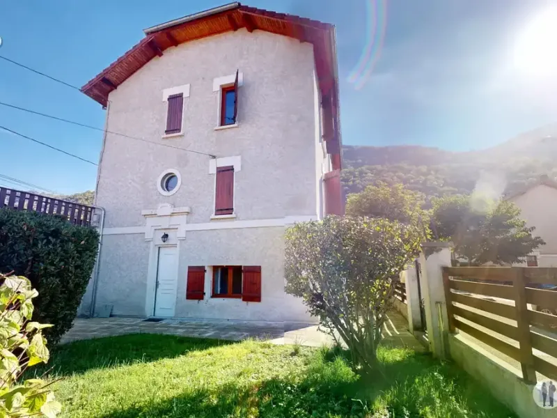 Photo Maison à Le Versoud au prix de 272 000€