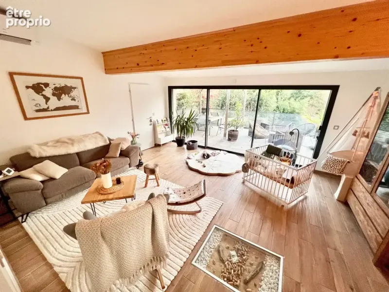 Photo Maison à La Salvetat-Saint-Gilles au prix de 370 000€