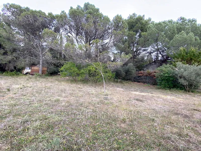Photo Terrain à Montfrin au prix de 191 000€